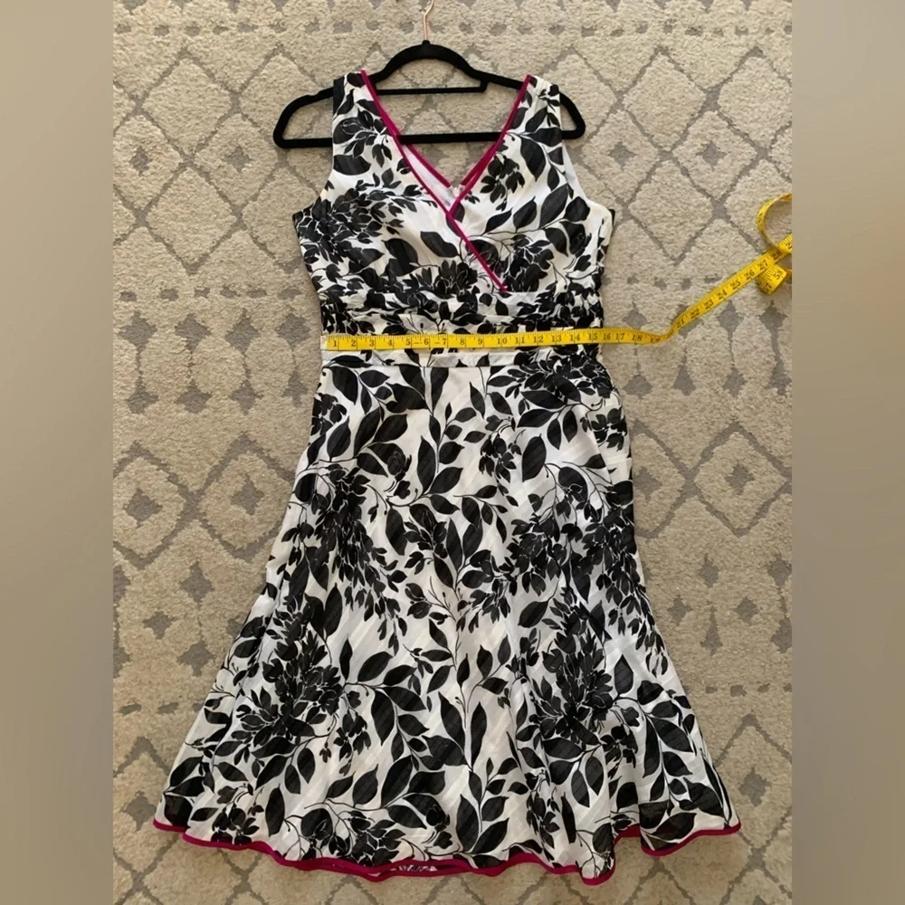 Women’s Casual Dress - Picture 10 of 10